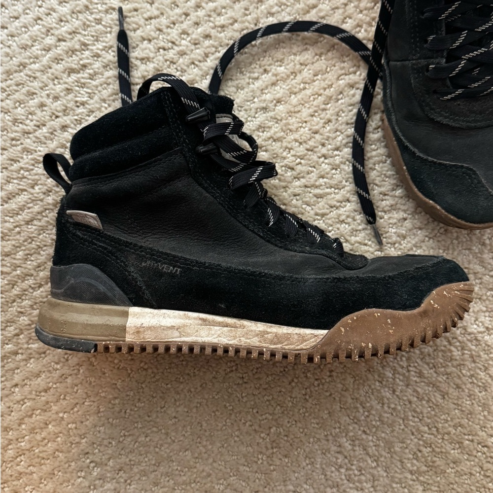 Women’s Black The North Face hiking boots